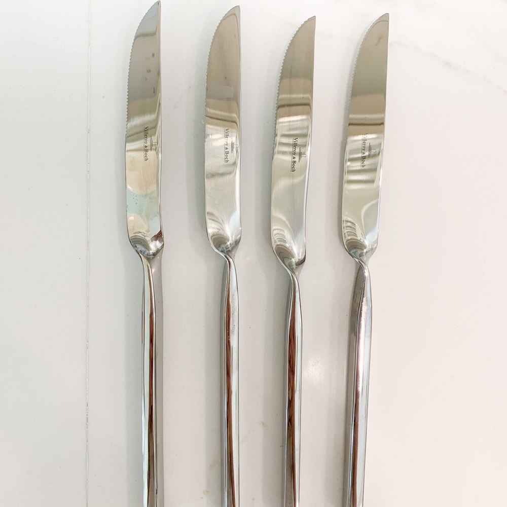 Set of 4 Villeroy & Boch New Wave Steak Knife Set